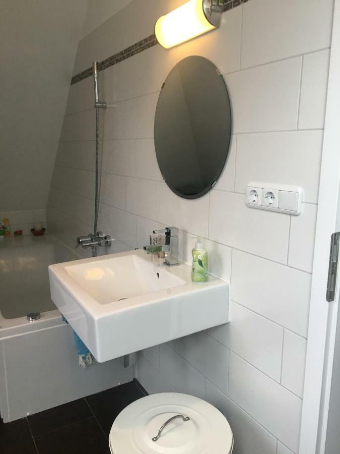 Appartement Helle Und Ruhige Dachgeschosswohnung
